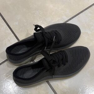 Black Crocs LiteRide 360 Pacer Sneakers